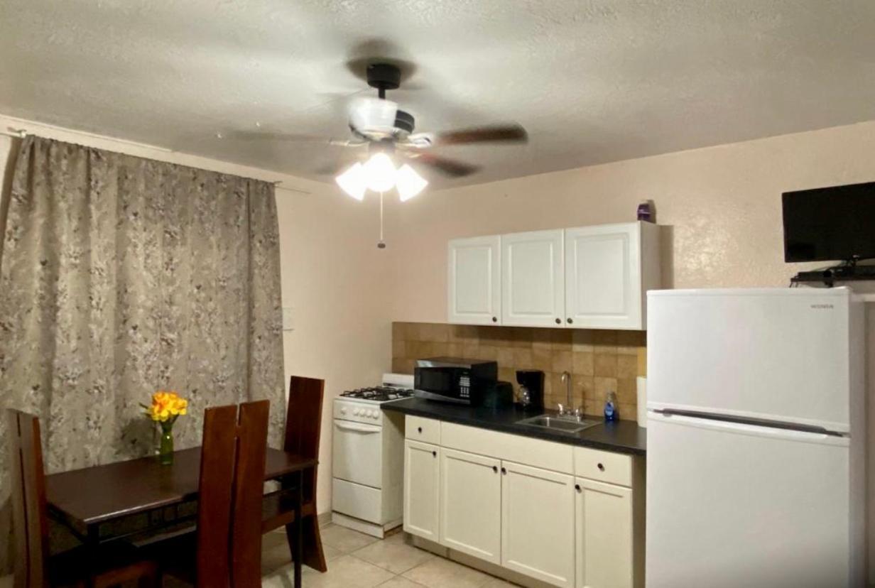 Hallandale Beach Motel With Free Parking And Full Kitchen ! No Extra Fees! Accepting Cash! Dış mekan fotoğraf