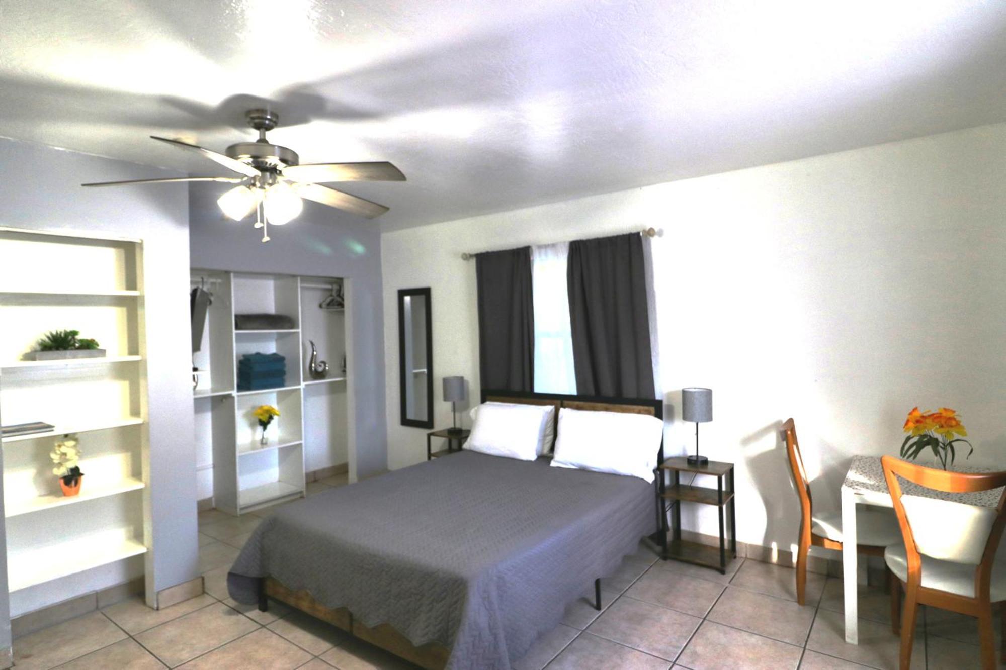 Hallandale Beach Motel With Free Parking And Full Kitchen ! No Extra Fees! Accepting Cash! Dış mekan fotoğraf
